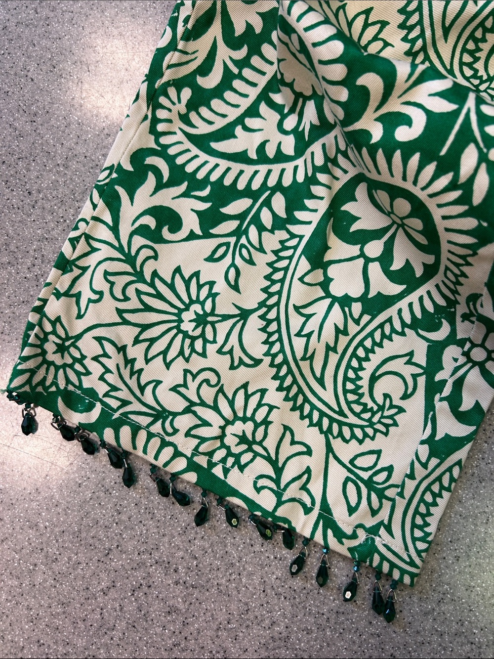 Ralph Lauren Sz 4 Green & Cream Floral Print 100% cotton pants with jeweled hem - Picture 3 of 4